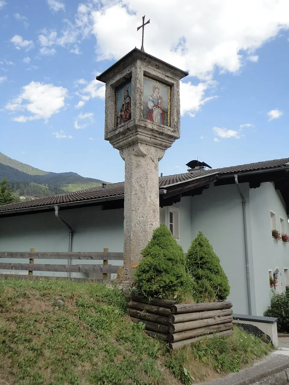 Bild: Austriantraveler · CC BY-SA 3.0 AT Lichtsäule