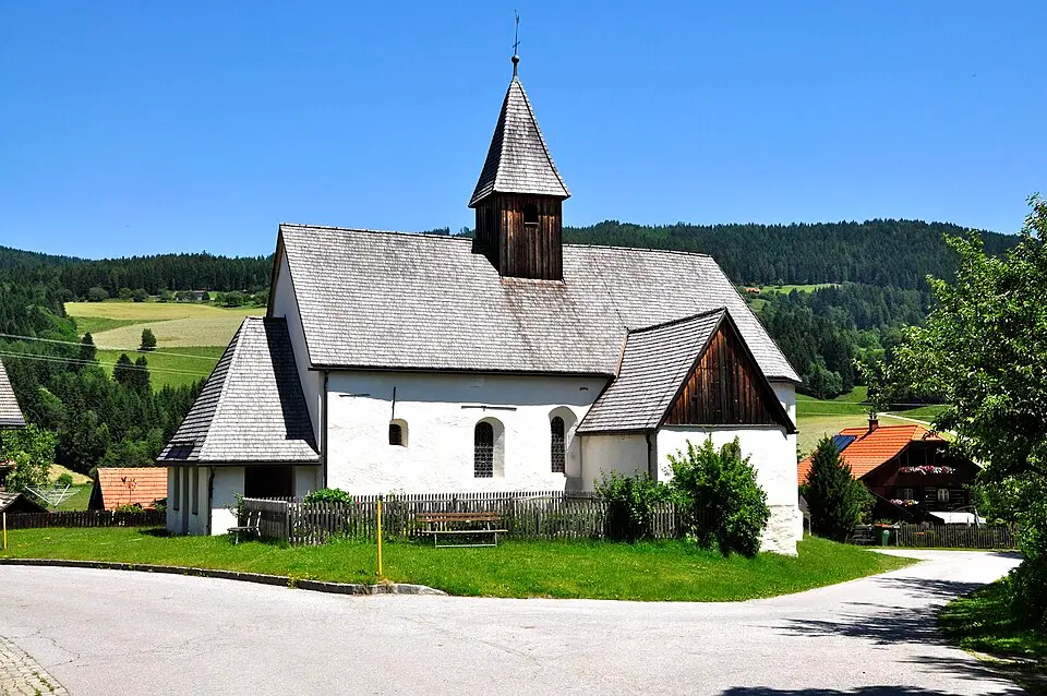 Kath. Filialkirche hll. Peter und Paul