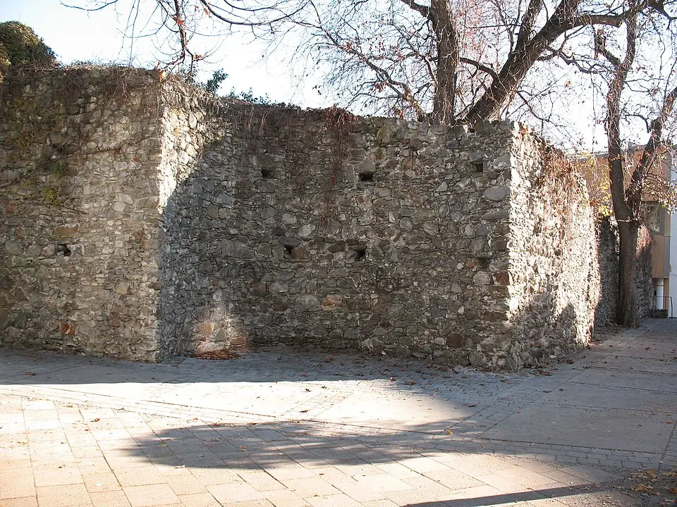 Hofgarten, Teil der Stadtbefestigung