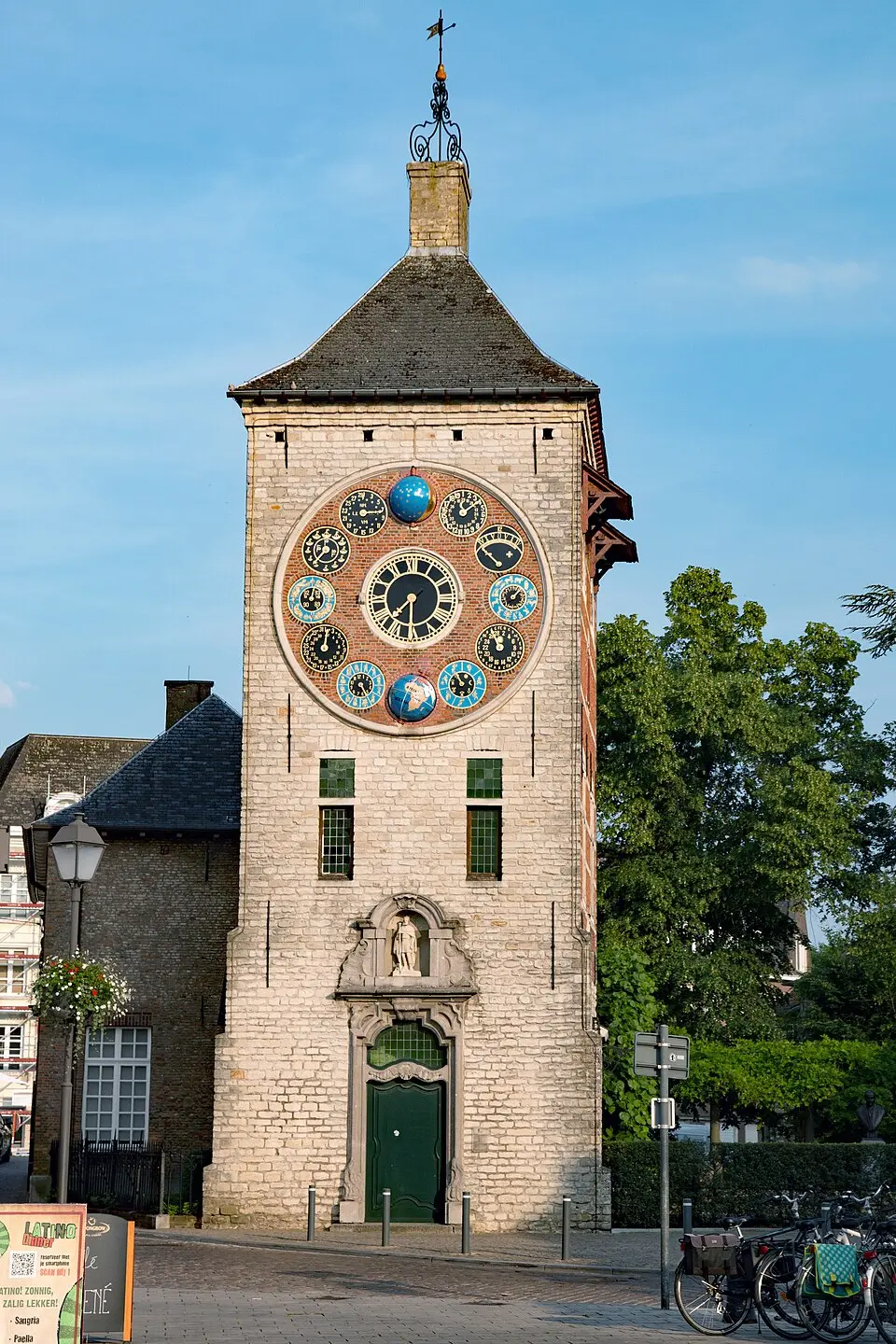 tour Zimmer