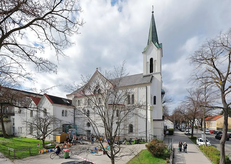 Image: C.Stadler/Bwag · CC BY-SA 4.0 Erlöserkirche