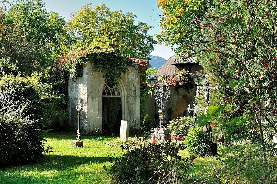 Obrázek: Isiwal · CC BY-SA 3.0 AT Sogen. Alter Friedhof