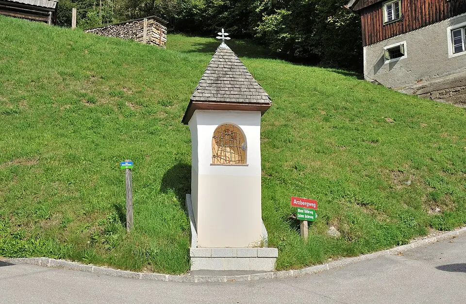Obrázek: Isiwal · CC BY-SA 3.0 AT Kreuzweg