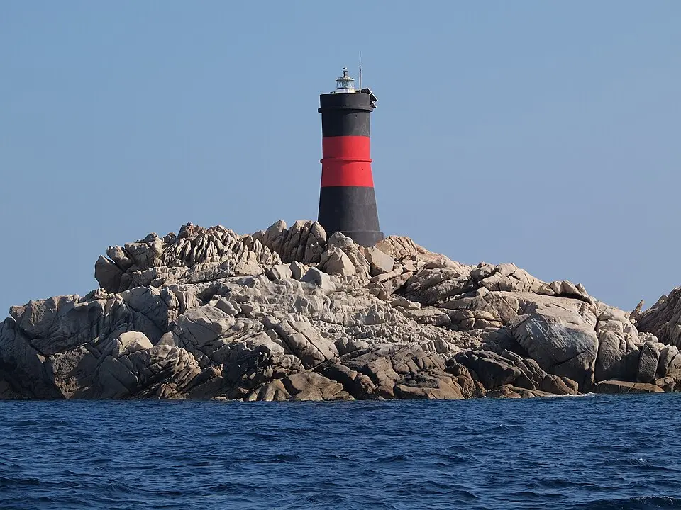 Slika: Arnoldius · CC BY-SA 3.0 Barrettinelli di Fuori Lighthouse