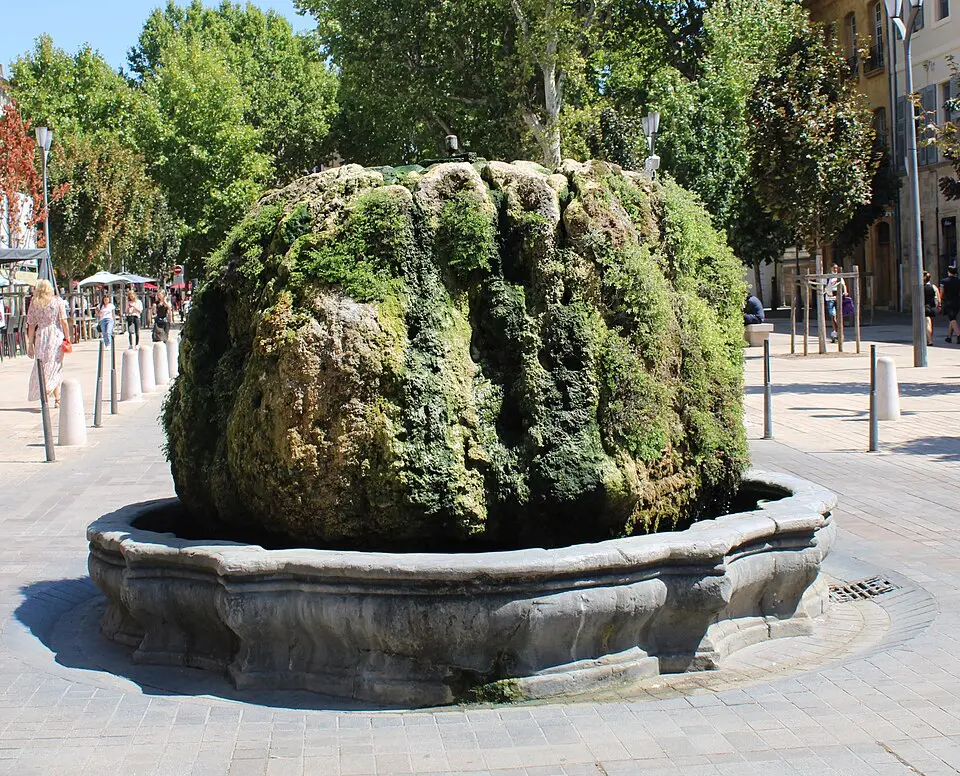 fontaine d'eau chaude