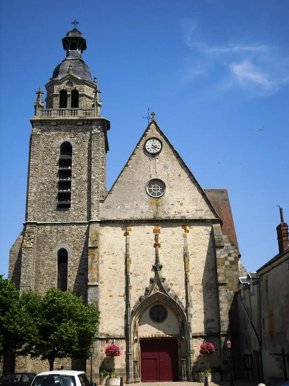 Slika: Cyrilb1881 · CC BY-SA 3.0 église Saint-Pierre de Limours