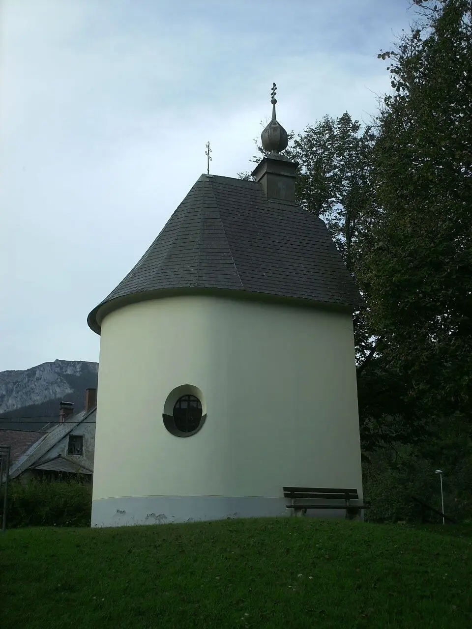 Image: Veleius · CC BY-SA 3.0 AT Lindenhofkapelle, Kalvarienbergkapelle