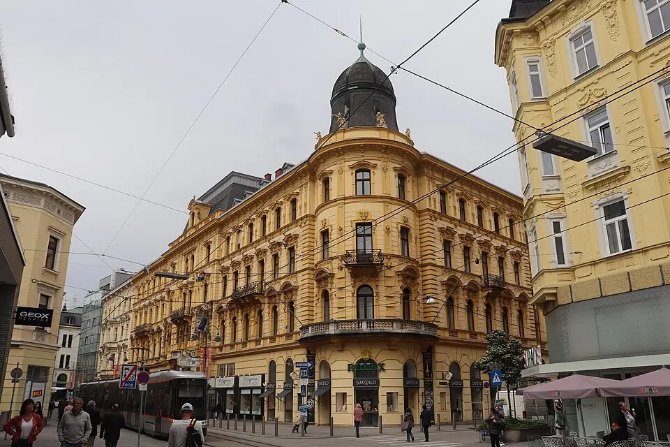 Stadtpalais, Kaufmännisches Vereinshaus, Palais Kaufmännischer Verein
