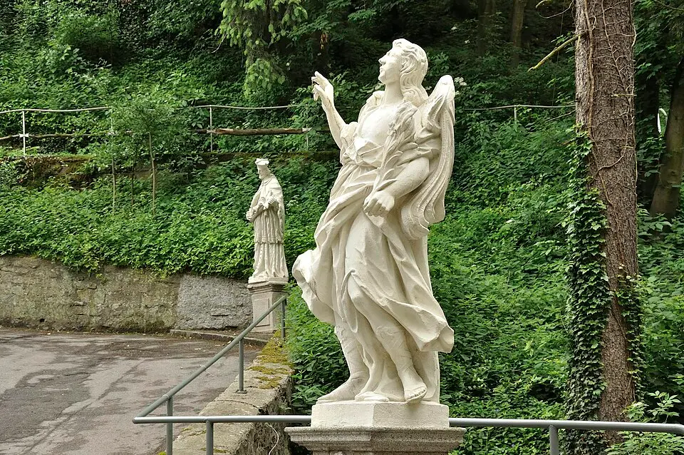 Erzengel Gabriel und hl. Johannes Nepomuk