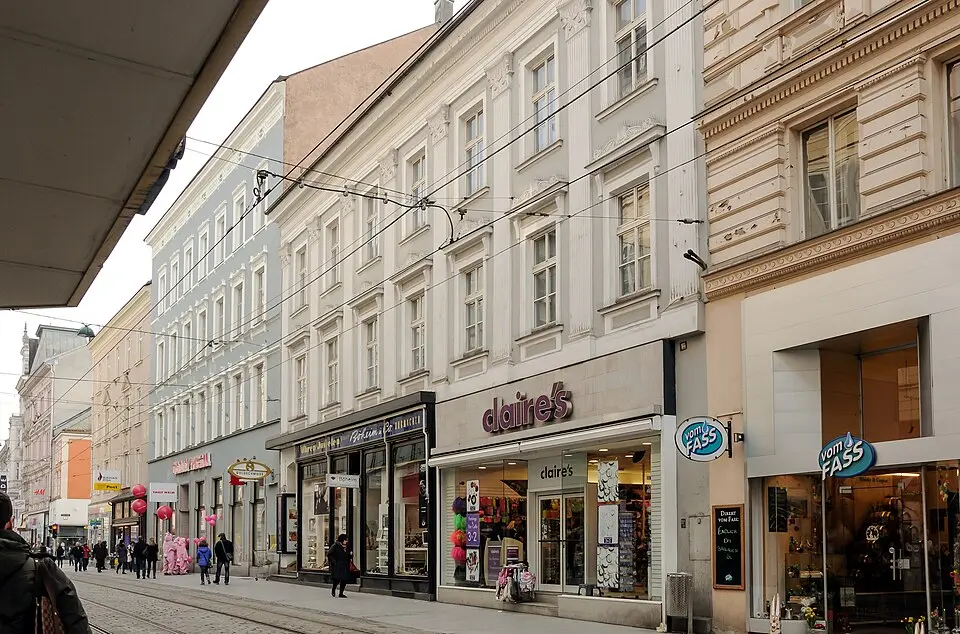 Schmidtorstraße 4