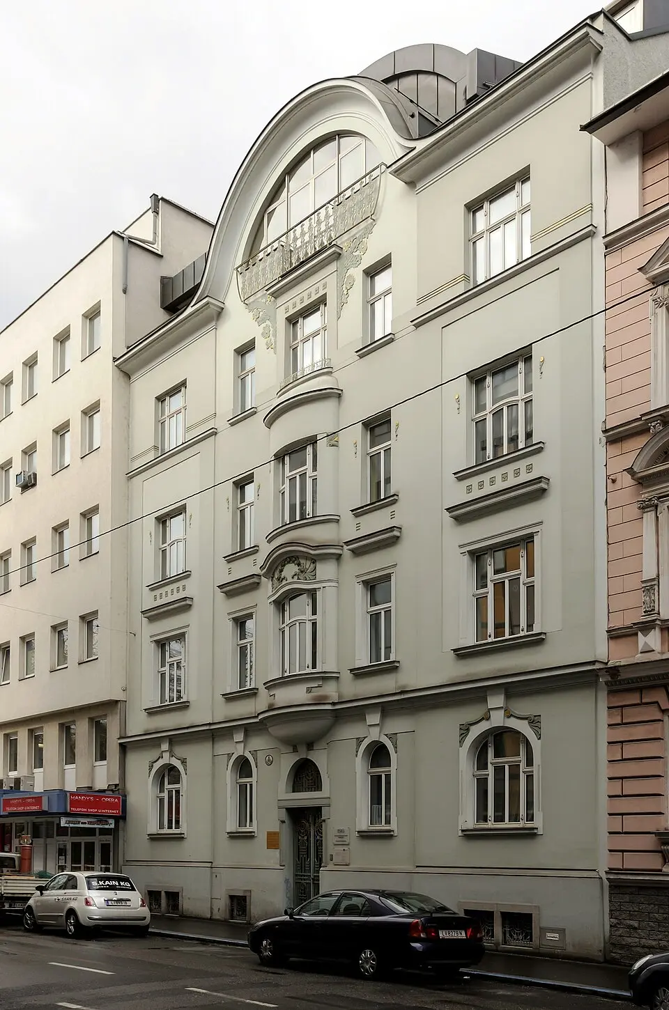 Scharitzerstraße 1a
