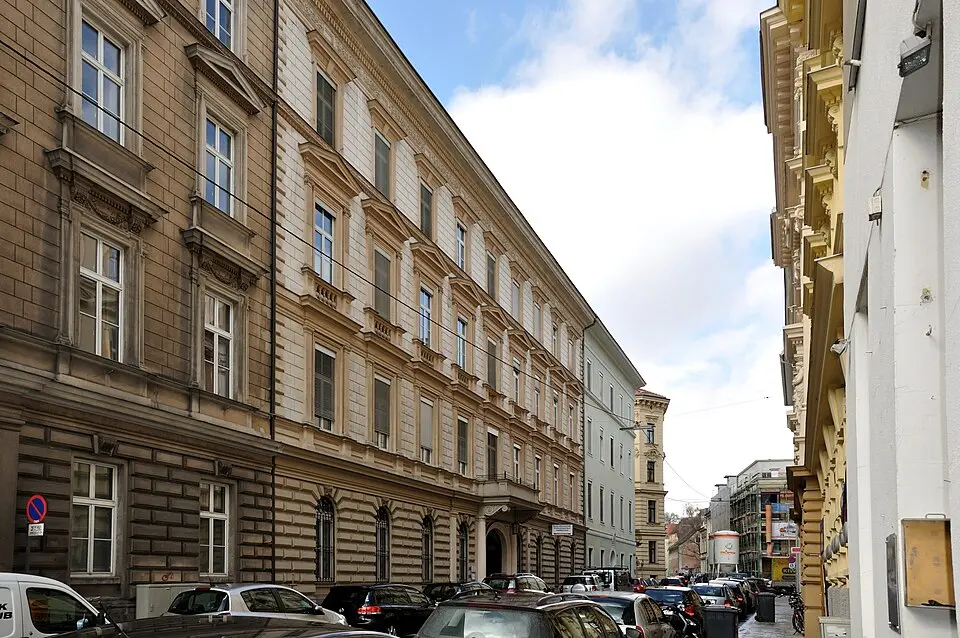 Waltherstraße 24