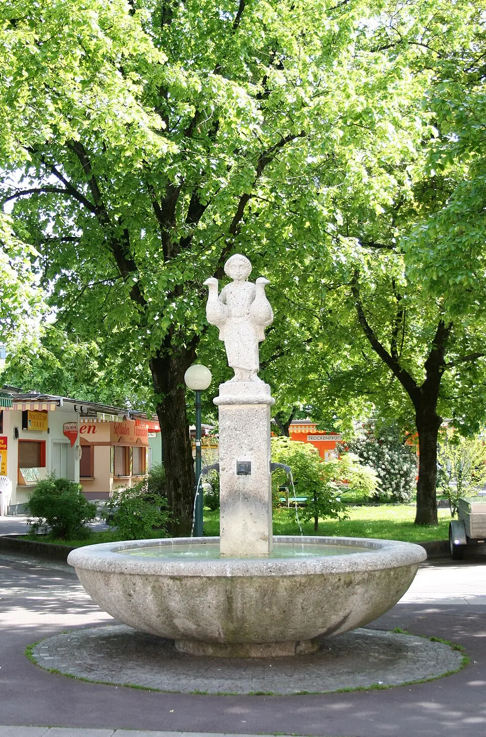 Gänselieslbrunnen
