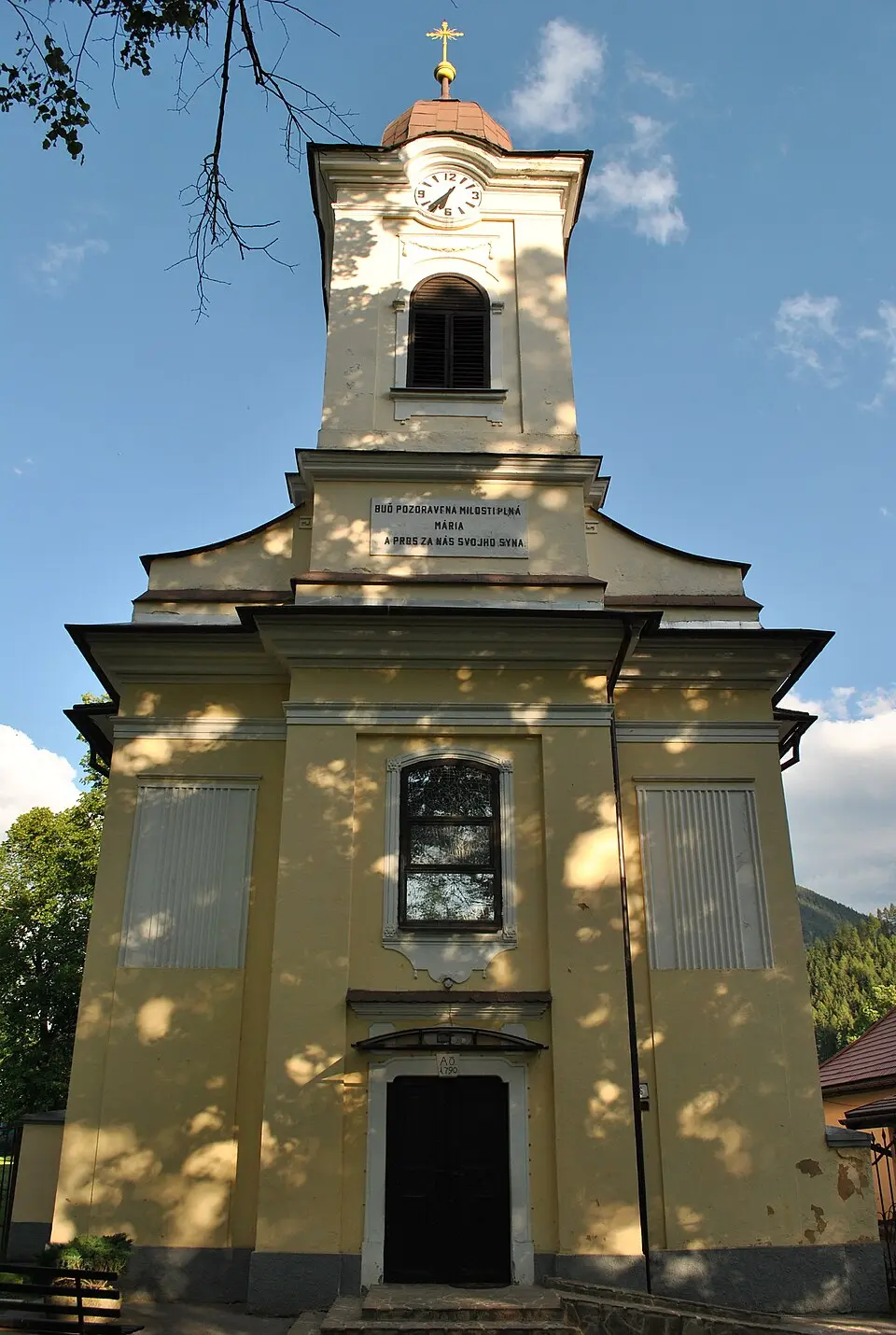 Kostol Navštívenia Panny Márie (Liptovský Hrádok)