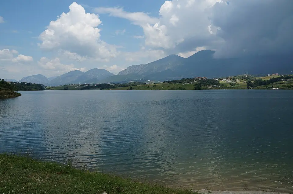 Liqeni i Farkës
