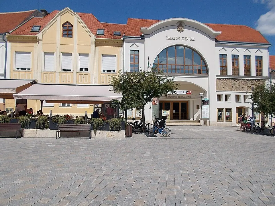 Balaton színház