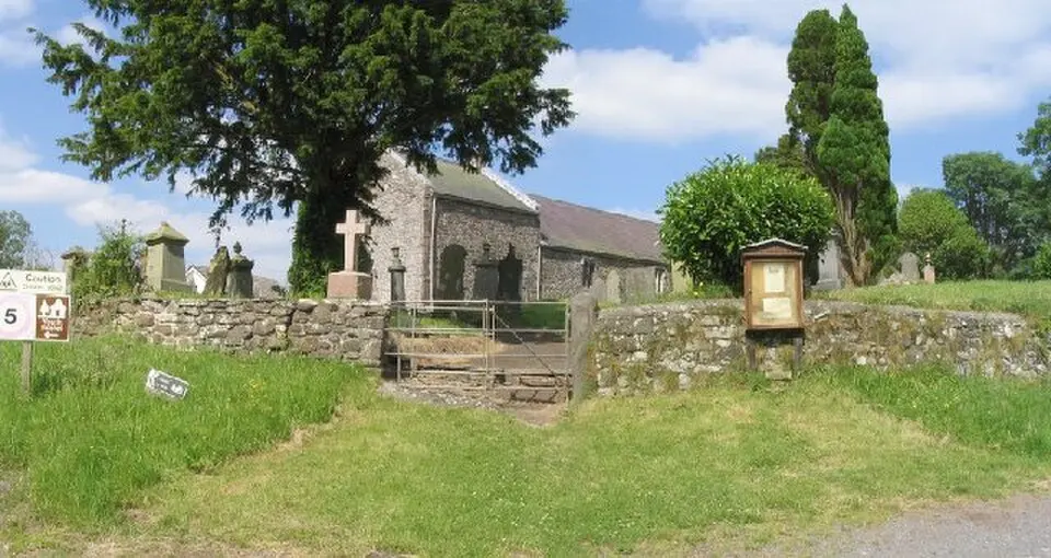 Llanddeusant