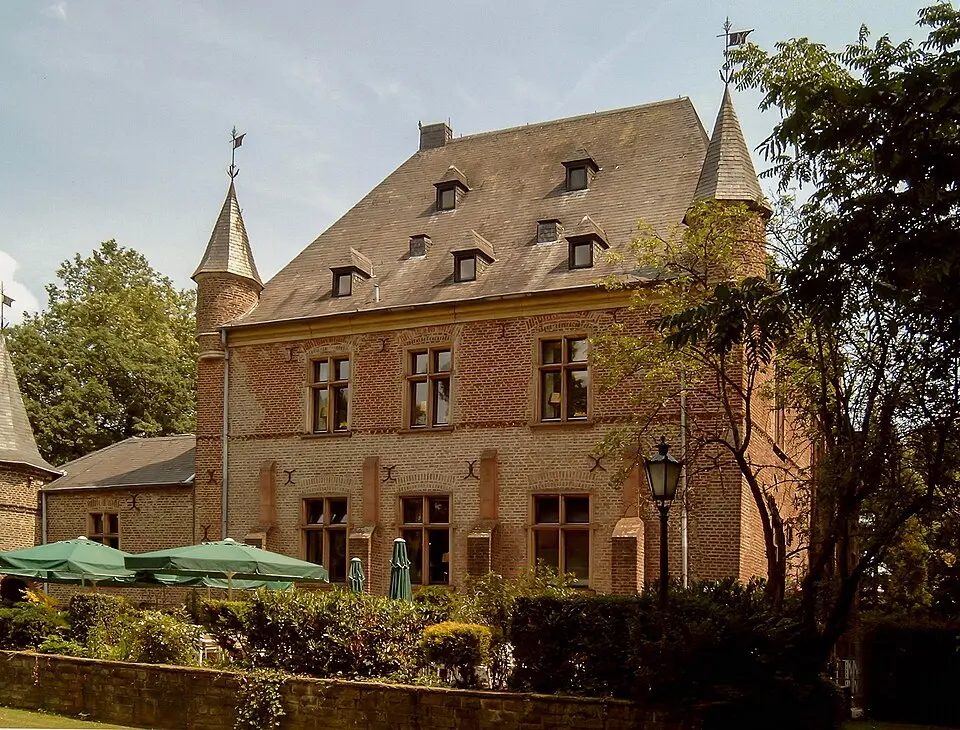 Image: Michielverbeek · CC BY-SA 3.0 Burg Ingenhoven