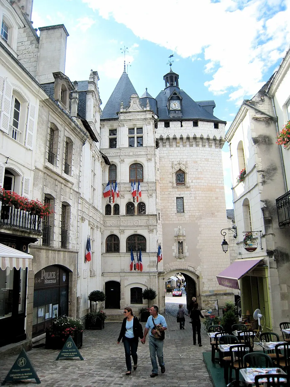 Hôtel de Ville de Loches et Porte Picoys