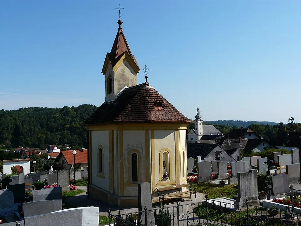 Immagine: Gerva · CC BY-SA 3.0 AT Friedhofskapelle