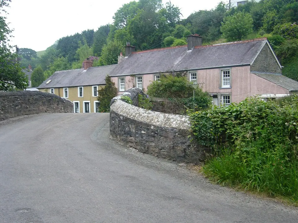 Cilymaenllwyd