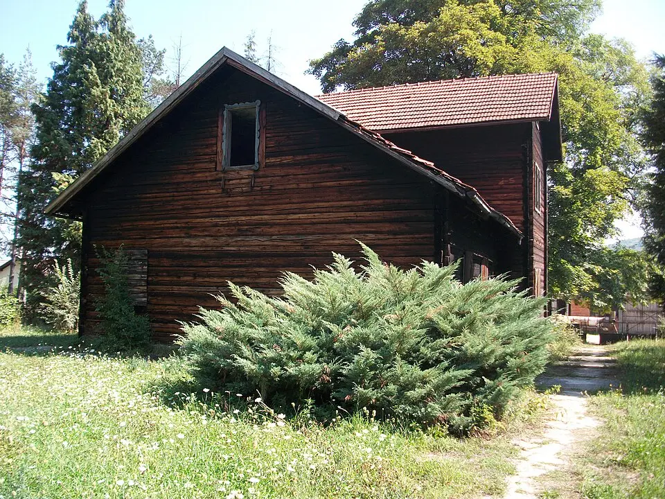 Slika: AnToni · CC BY-SA 4.0 Koncentracioni logor Kruščica