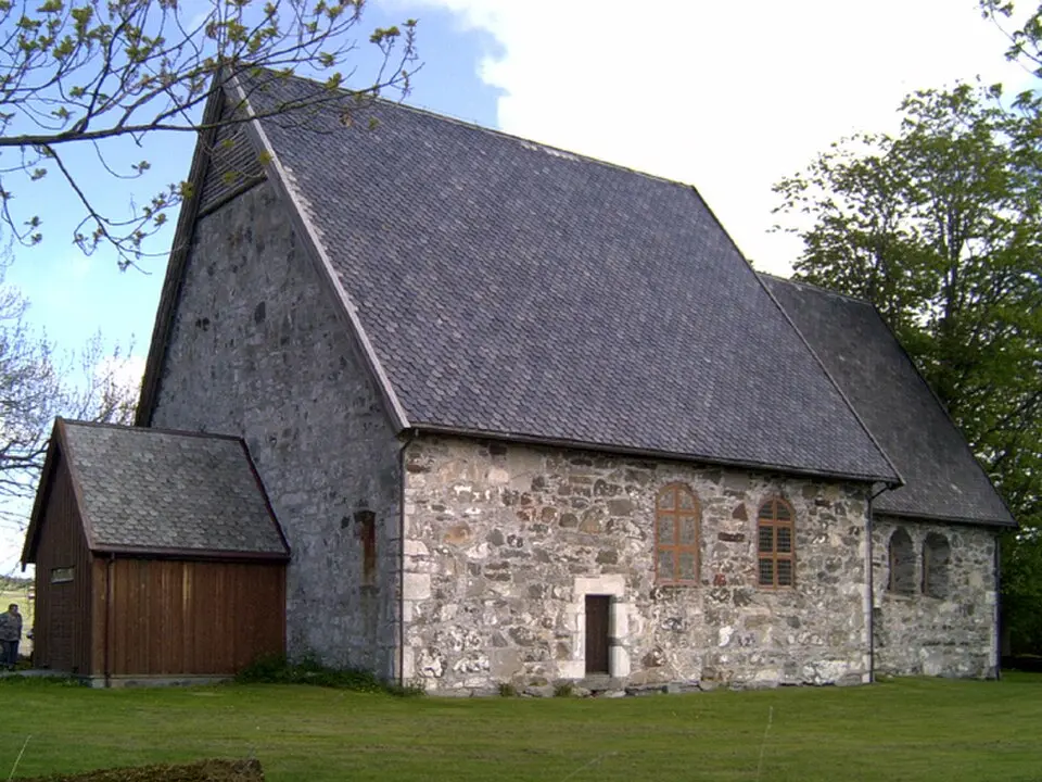 Logtun kirke
