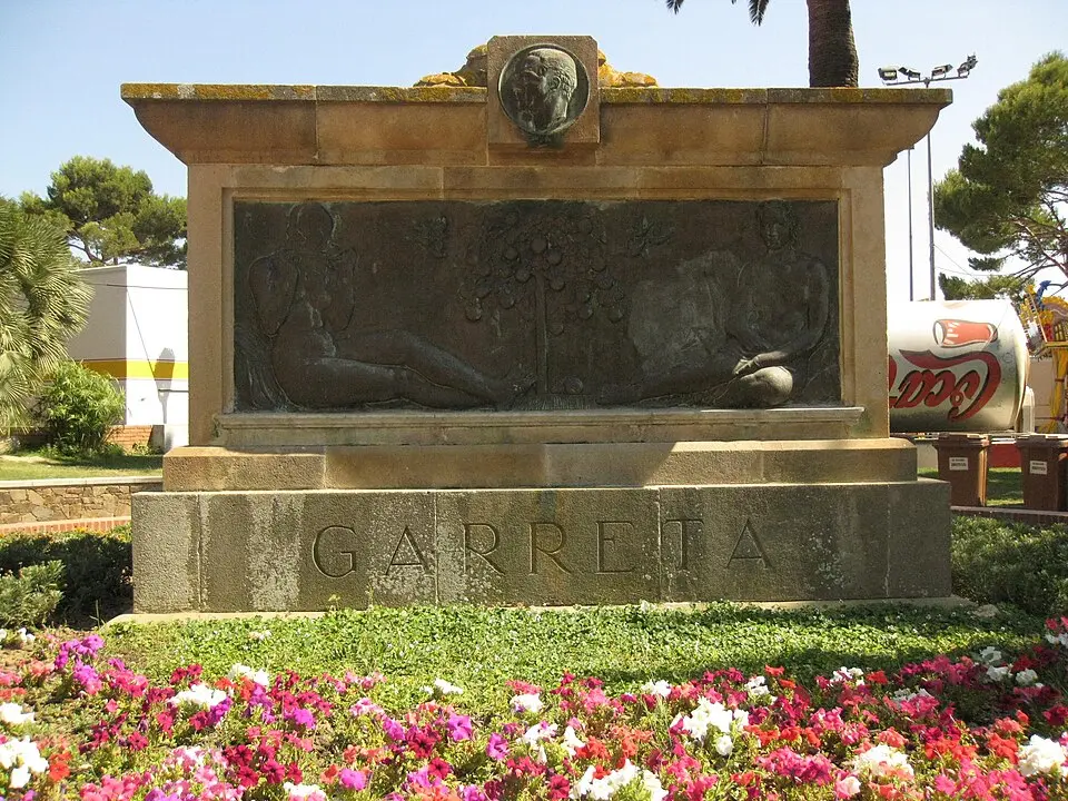 Monumento a Julio Garreta
