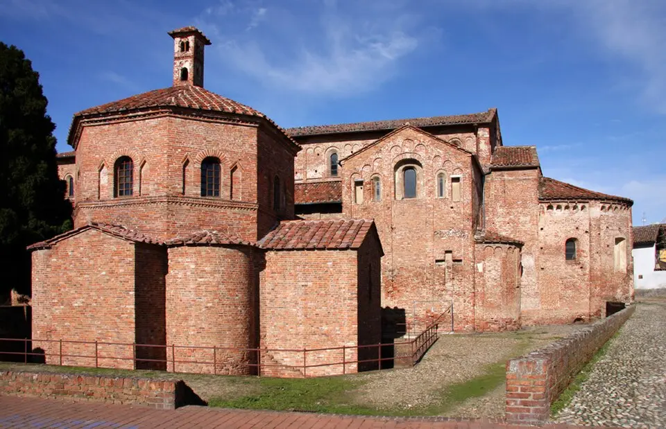 battistero di San Giovanni ad Fontes