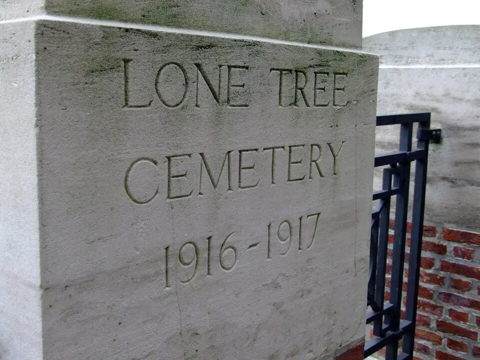 Cimetière militaire Lone Tree