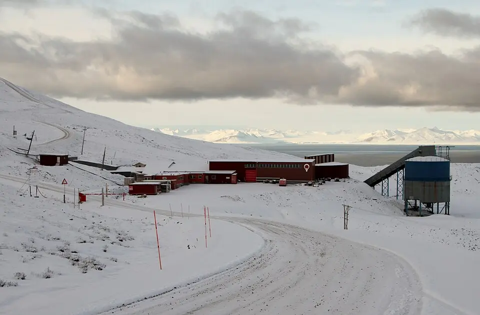 Arctic World Archive