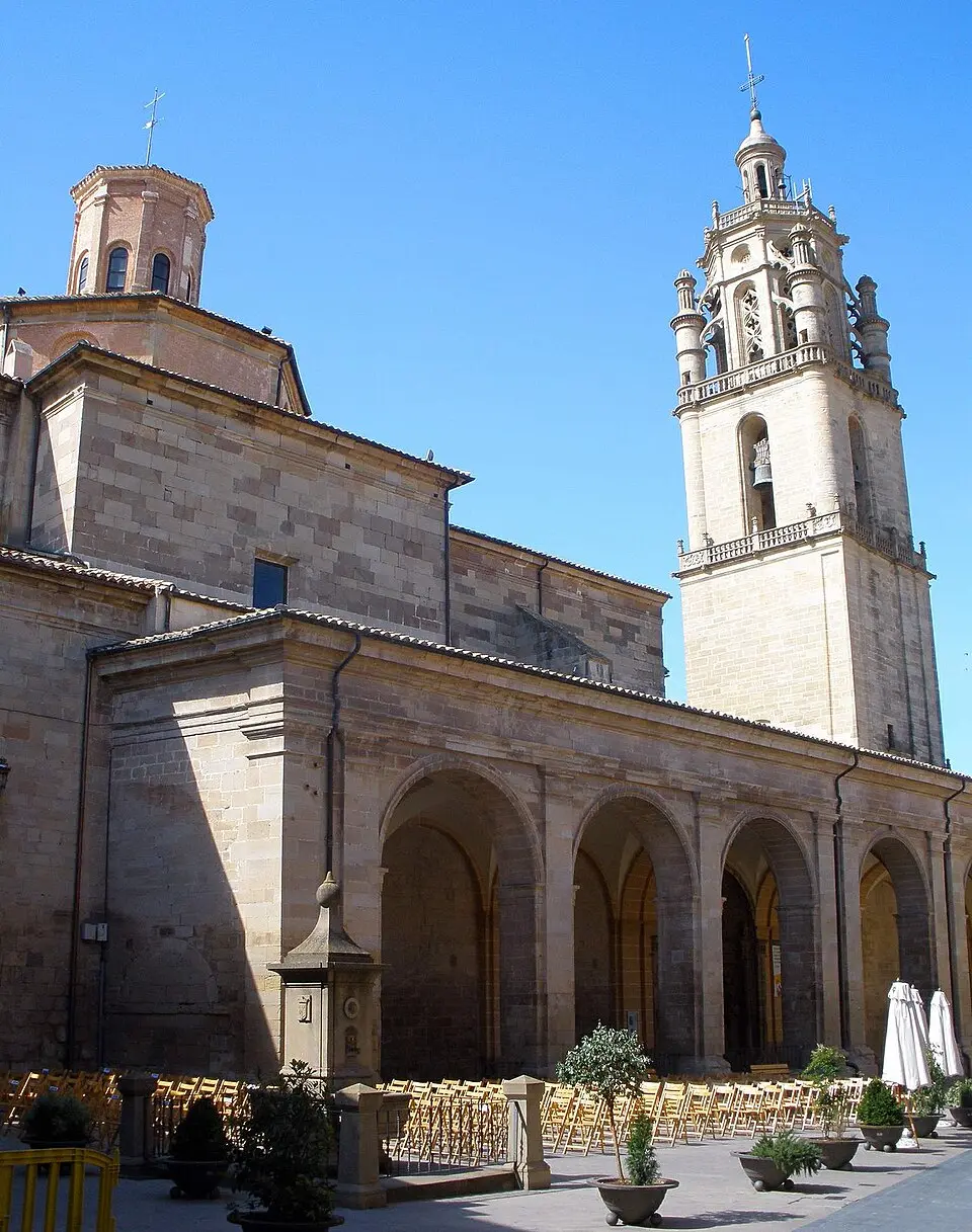 Iglesia de Santa María de Los Arcos
