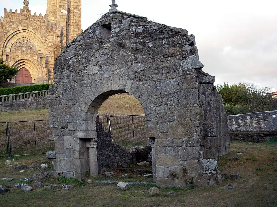 Arco visigótico de Panxón