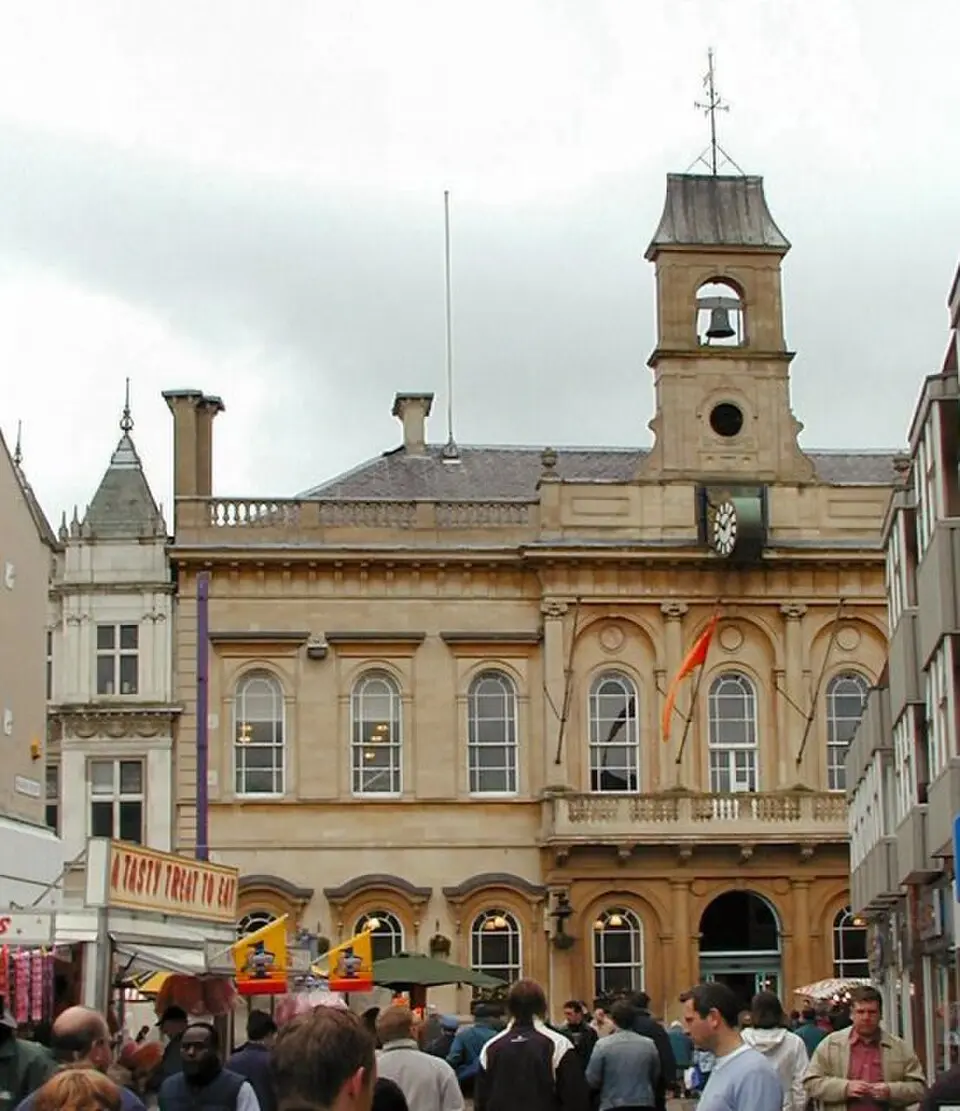 Image: Chris J Dixon · CC BY-SA 2.0 Loughborough