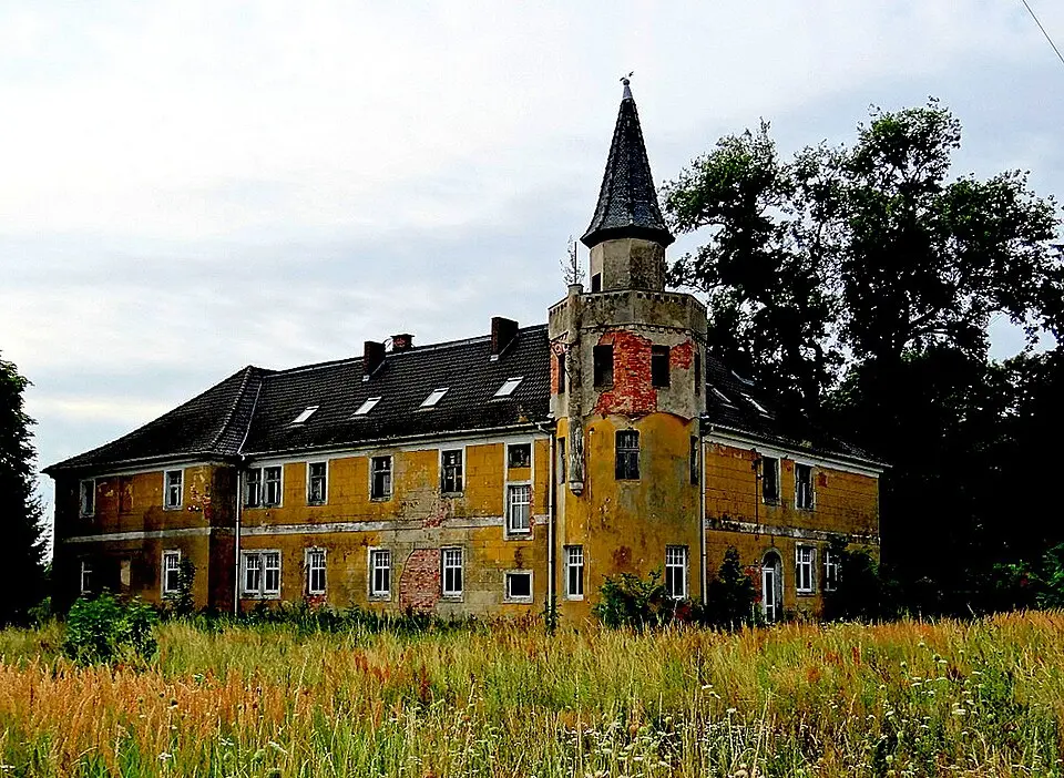 Pałac w Lubieniu