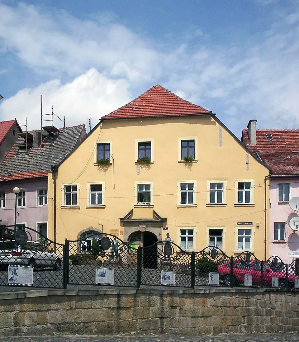 Muzeum Kargula a Pawlaka v Lubomierzi