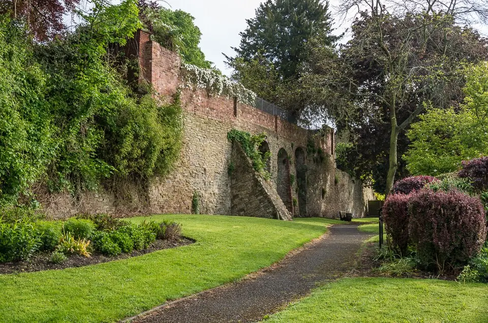 Town Walls from Old Gate House, westwards