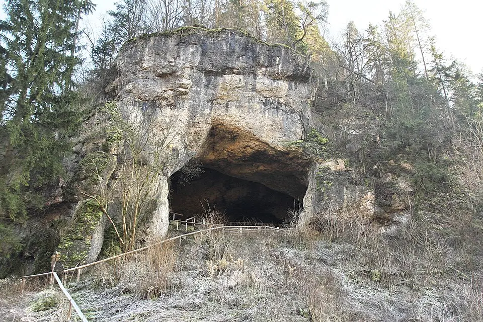 Image: Sven-121 · CC0 Ludwigshöhle
