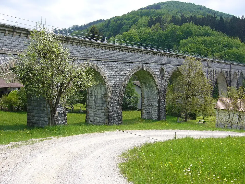 Obrázok: Calauer · CC BY-SA 3.0 Luegeraquädukt