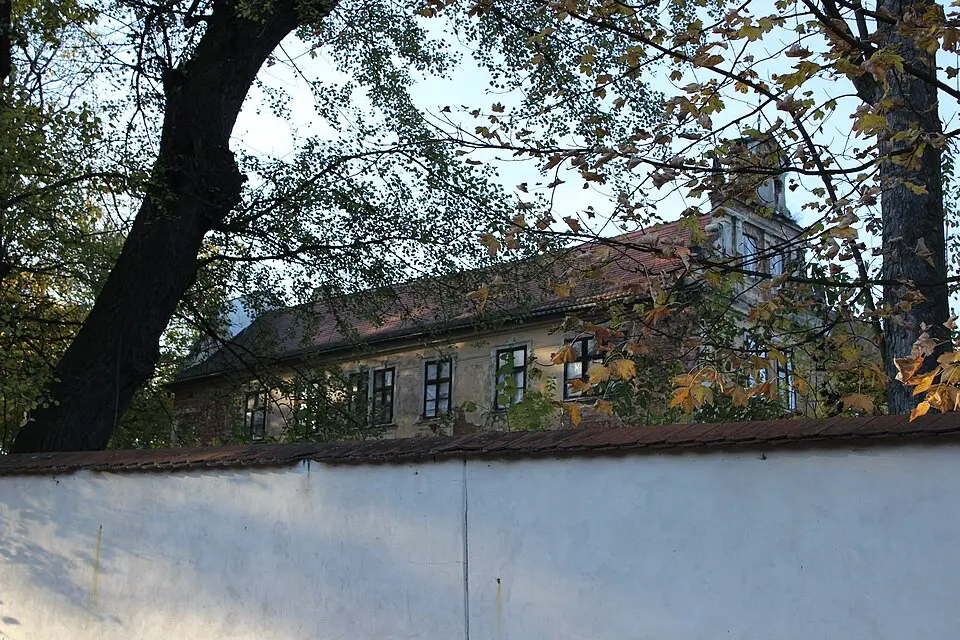 Luka Chateau