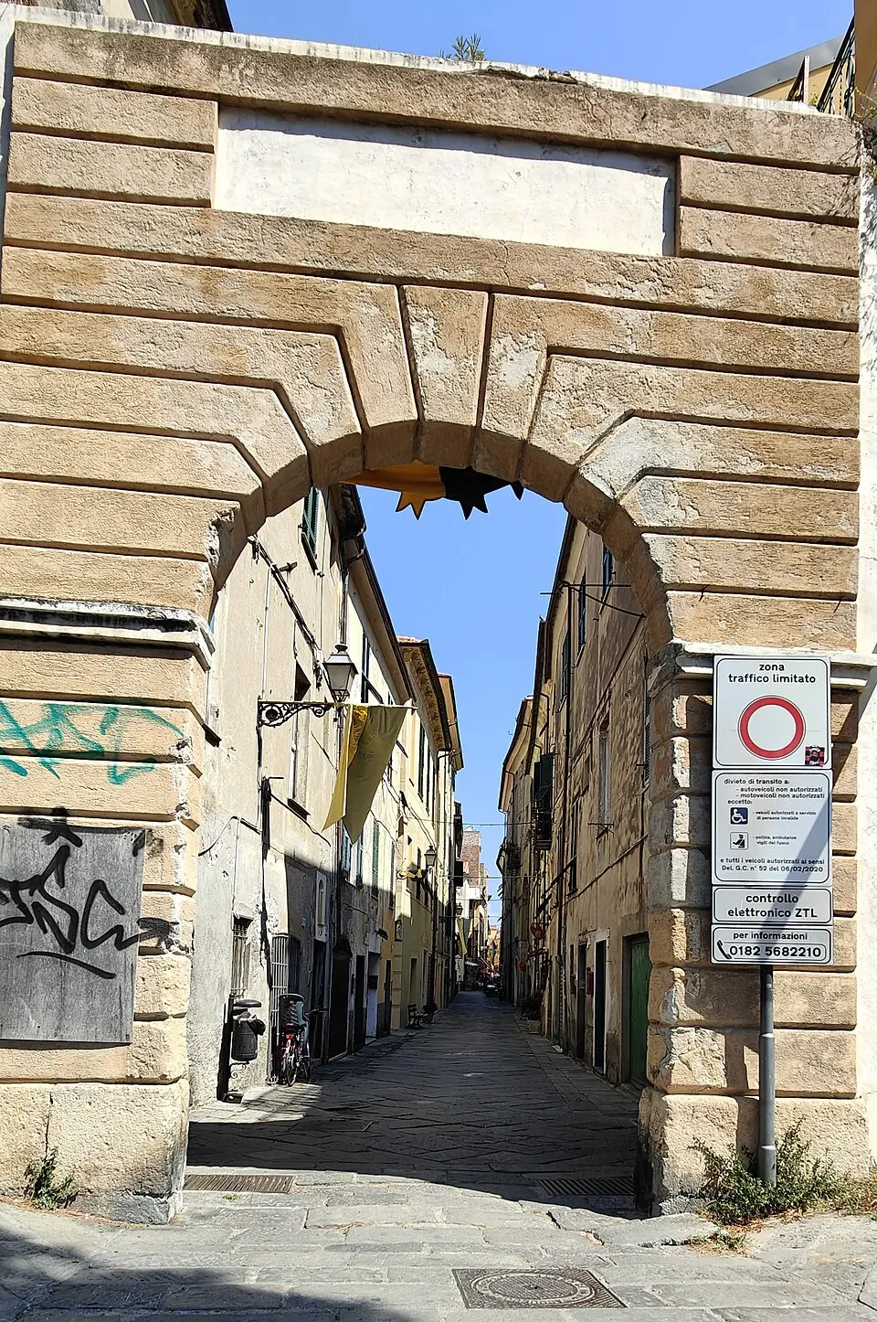 Porta d'Arroscia
