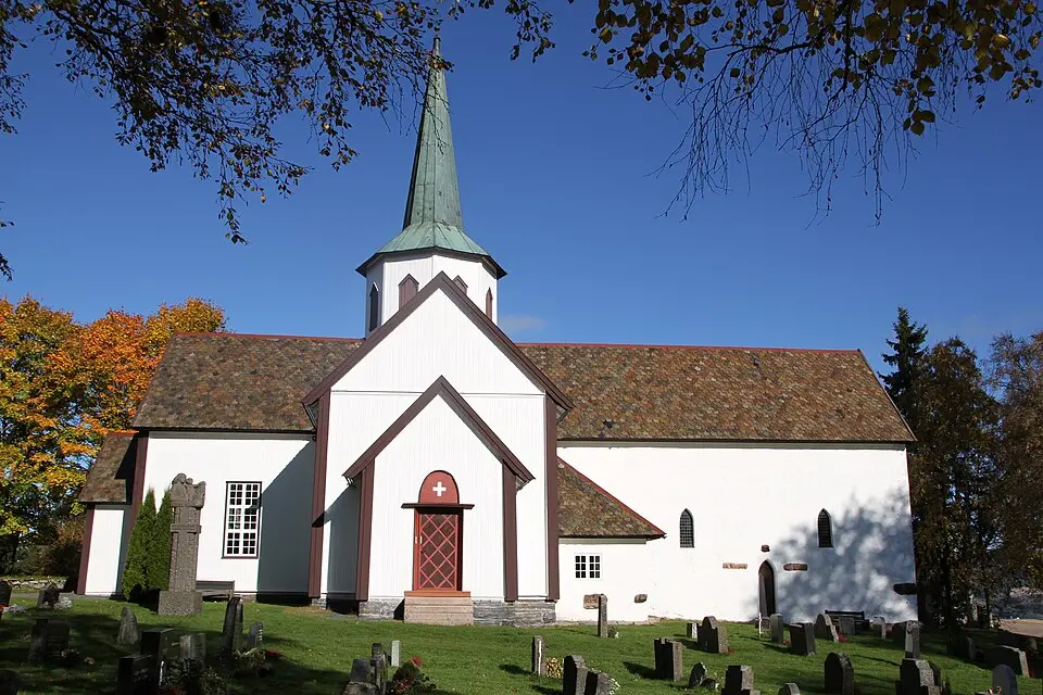 Lunner kirke
