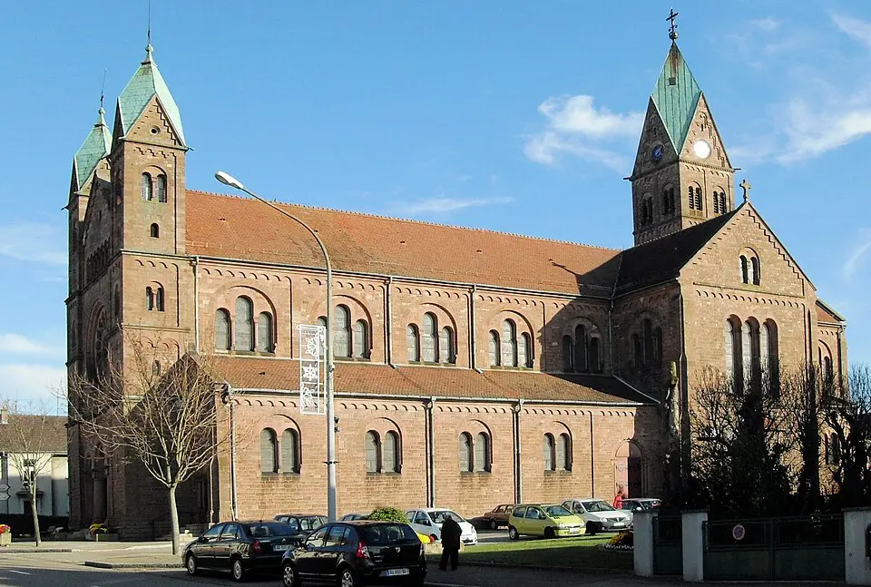 Slika: Rauenstein · CC BY-SA 3.0 basilique Sacré-Cœur de Lutterbach