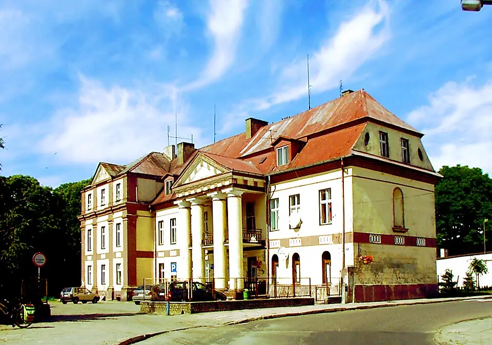 Pałac, 3 Stycznia 3a w Lwówku