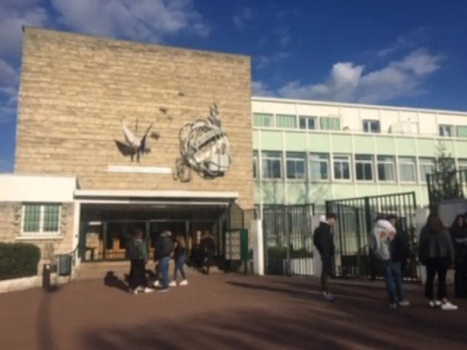 lycée Alexandre-Dumas