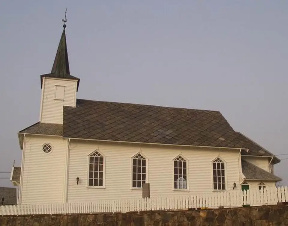 Lygra kirke