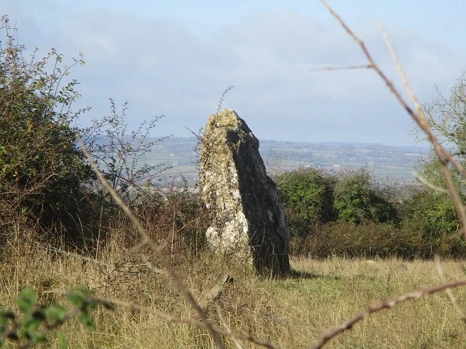 Lyneham long barrow and standing stone, 480m north east of Hill Barn