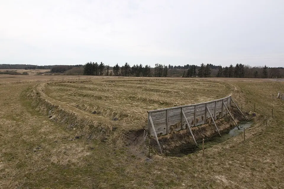 Lyngsmosefæstningen