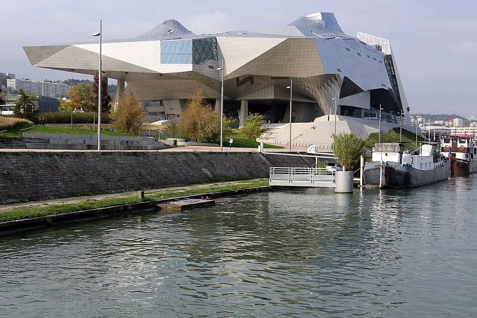 musée des Confluences