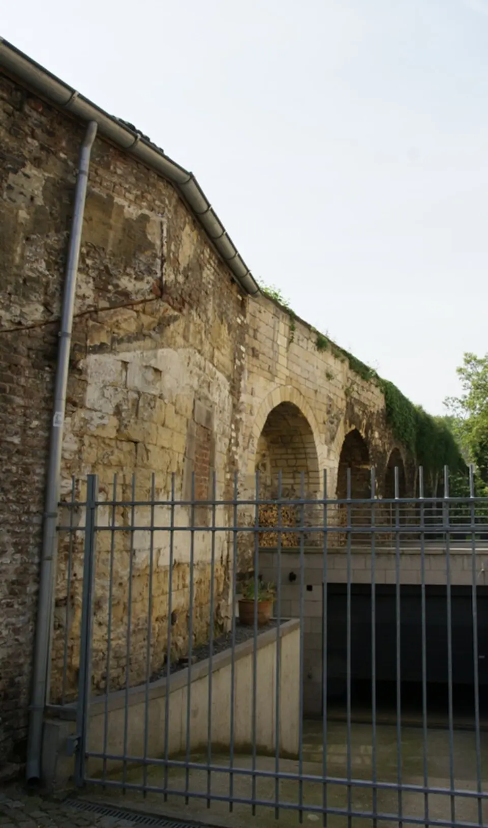 stadsmuur Klein Grachtje (westelijk deel)